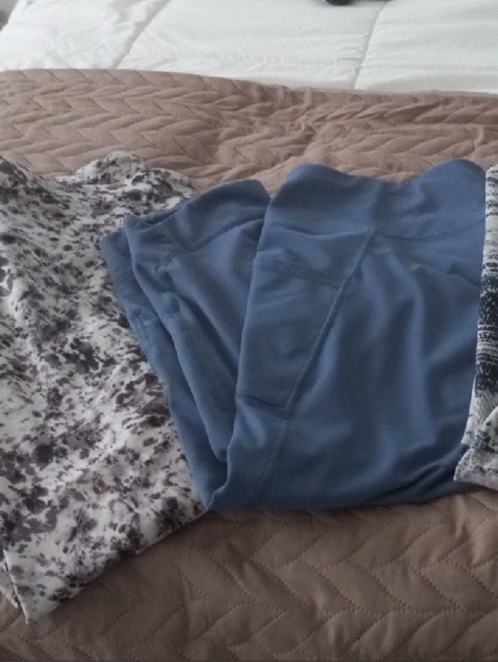 Women’s Blue Capris - Lightweight Casual Pants
